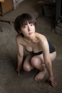 事物的秘密截取水中一段